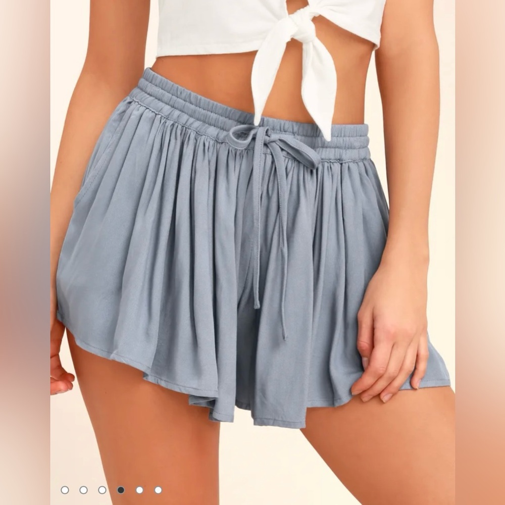 Lulu’s Jack by BB Dakota Calla Slate Blue Shorts